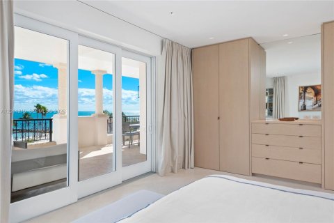 Condo in Miami Beach, Florida, 3 bedrooms  № 2075261 - photo 18