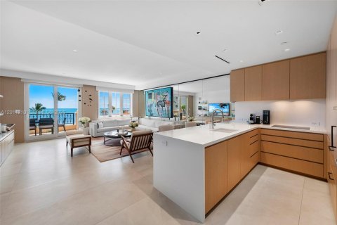 Condo in Miami Beach, Florida, 3 bedrooms  № 2075261 - photo 5