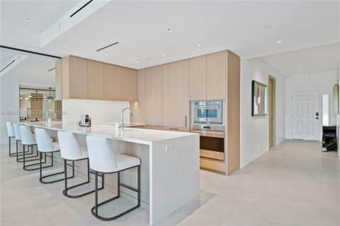 Condo in Miami Beach, Florida, 3 bedrooms  № 2075261 - photo 7