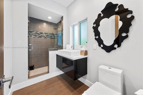 Villa ou maison à vendre à Fort Lauderdale, Floride: 7 chambres, 680.51 m2 № 2082267 - photo 17