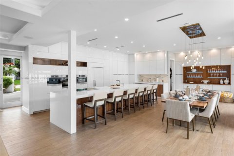 Villa ou maison à vendre à Fort Lauderdale, Floride: 7 chambres, 680.51 m2 № 2082267 - photo 4