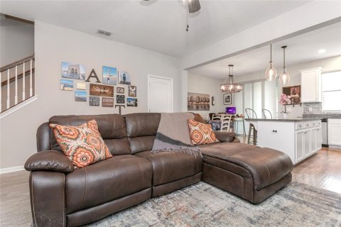 Touwnhouse à vendre à Bradenton, Floride: 3 chambres, 145.3 m2 № 2199853 - photo 11