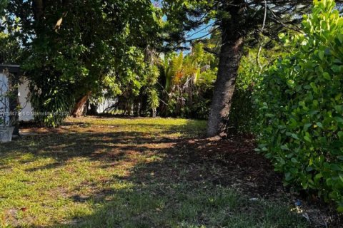 Casa en venta en North Miami Beach, Florida, 4 dormitorios, 140.28 m2 № 1891623 - foto 5