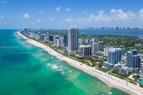 Condominio en venta en Miami Beach, Florida, 2 dormitorios, 120.12 m2 № 1935130 - foto 30