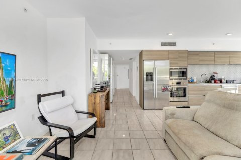 Condominio en venta en Miami Beach, Florida, 2 dormitorios, 120.12 m2 № 1935130 - foto 4