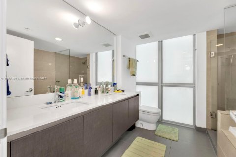 Condominio en venta en Miami Beach, Florida, 2 dormitorios, 120.12 m2 № 1935130 - foto 21