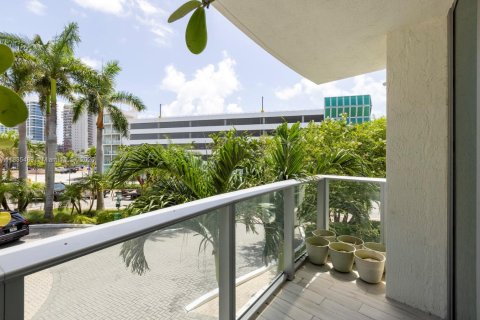 Condominio en venta en Miami Beach, Florida, 2 dormitorios, 120.12 m2 № 1935130 - foto 23