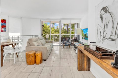 Condominio en venta en Miami Beach, Florida, 2 dormitorios, 120.12 m2 № 1935130 - foto 3