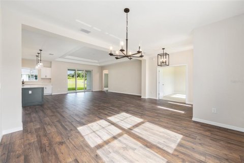 House in Ocala, Florida 3 bedrooms, 213.12 sq.m. № 1898570 - photo 8