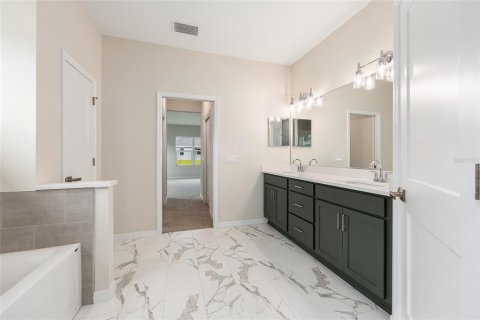 House in Ocala, Florida 3 bedrooms, 213.12 sq.m. № 1898570 - photo 21