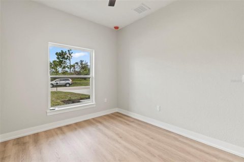 Apartamento en alquiler en Port Charlotte, Florida, 3 dormitorios, 115.66 m2 № 1796138 - foto 8
