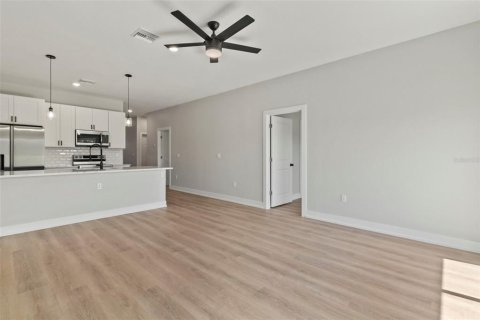 Apartamento en alquiler en Port Charlotte, Florida, 3 dormitorios, 115.66 m2 № 1796138 - foto 3