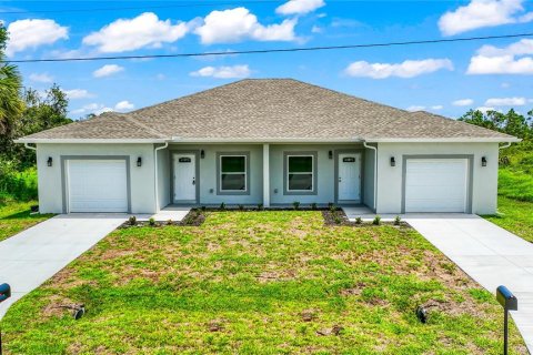 Apartamento en alquiler en Port Charlotte, Florida, 3 dormitorios, 115.66 m2 № 1796138 - foto 1