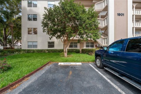 Copropriété à vendre à Coconut Creek, Floride: 2 chambres, 112.41 m2 № 2026625 - photo 2