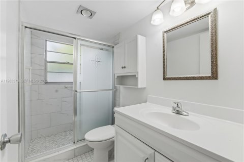 Copropriété à vendre à Coconut Creek, Floride: 2 chambres, 112.41 m2 № 2026625 - photo 25