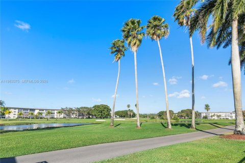 Copropriété à vendre à Coconut Creek, Floride: 2 chambres, 112.41 m2 № 2026625 - photo 30