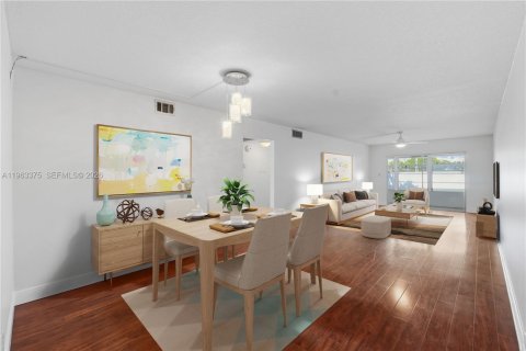 Copropriété à vendre à Coconut Creek, Floride: 2 chambres, 112.41 m2 № 2026625 - photo 11