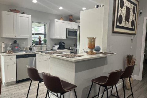 Casa en venta en Cape Coral, Florida, 3 dormitorios, 111.85 m2 № 1789528 - foto 6