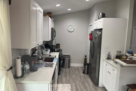 Casa en venta en Cape Coral, Florida, 3 dormitorios, 111.85 m2 № 1789528 - foto 7