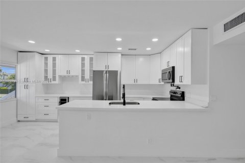Condo à Deerfield Beach, Floride, 2 chambres  № 1961325