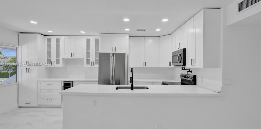 Condo à Deerfield Beach, Floride, 2 chambres  № 1961325