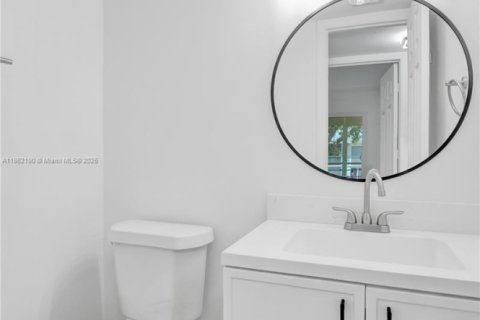 Copropriété à vendre à Deerfield Beach, Floride: 2 chambres, 76.18 m2 № 1961325 - photo 25