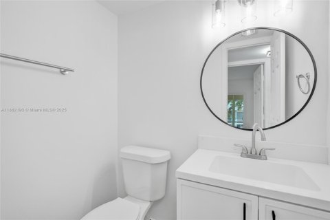 Copropriété à vendre à Deerfield Beach, Floride: 2 chambres, 76.18 m2 № 1961325 - photo 24