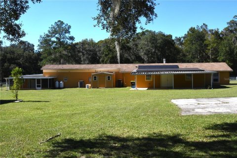 House in Gainesville, Florida 5 bedrooms, 344.85 sq.m. № 2210053 - photo 5