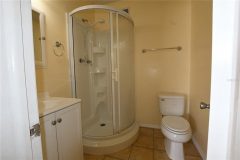 House in Gainesville, Florida 5 bedrooms, 344.85 sq.m. № 2210053 - photo 28