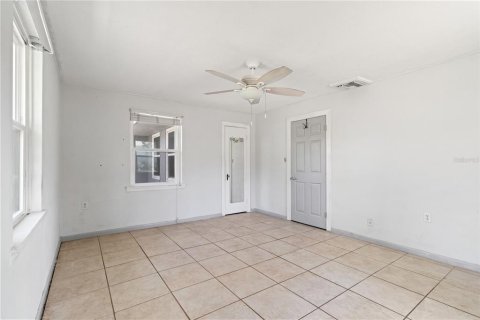 House in Ocala, Florida 3 bedrooms, 168.71 sq.m. № 1545364 - photo 18