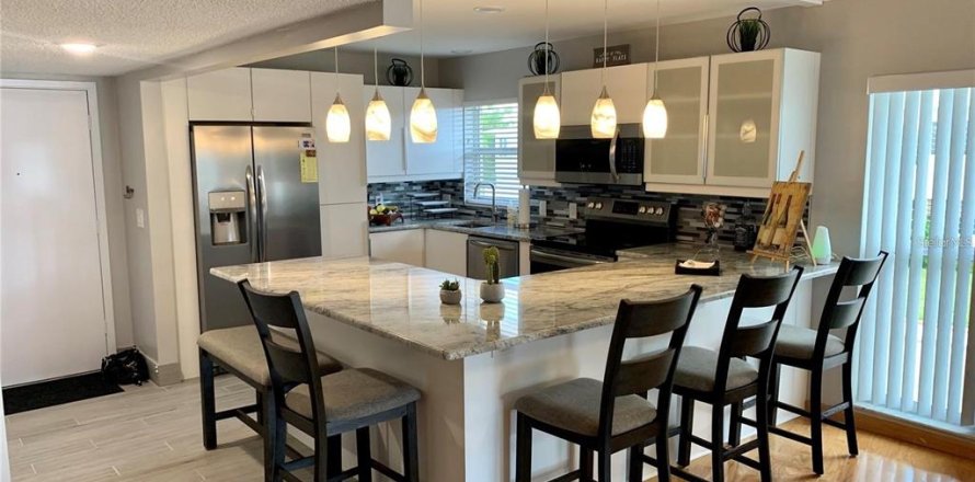 Condominio en Saint Pete Beach, Florida, 2 dormitorios № 1626068