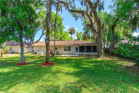 House in Edgewater, Florida 2 bedrooms, 122.17 sq.m. № 1613329 - photo 4