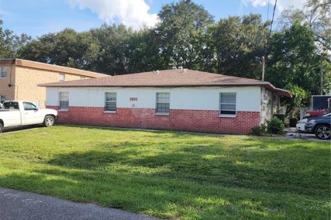 Commercial property in Lutz, Florida 12 bedrooms, 337.61 sq.m. № 2394296 - photo 24