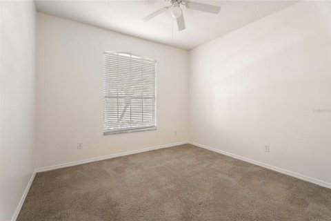 House in Orlando, Florida 4 bedrooms, 194.17 sq.m. № 1638275 - photo 8