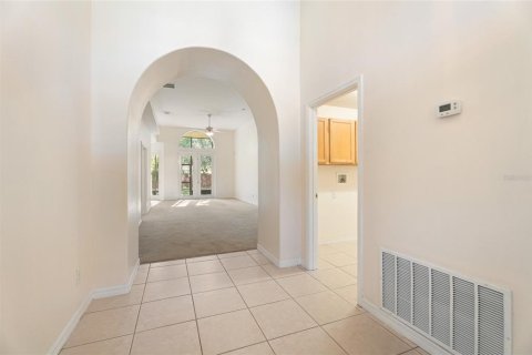 House in Orlando, Florida 4 bedrooms, 194.17 sq.m. № 1638275 - photo 5