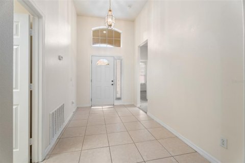 House in Orlando, Florida 4 bedrooms, 194.17 sq.m. № 1638275 - photo 4