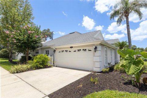 House in Apopka, Florida 4 bedrooms, 192.31 sq.m. № 1812652 - photo 17