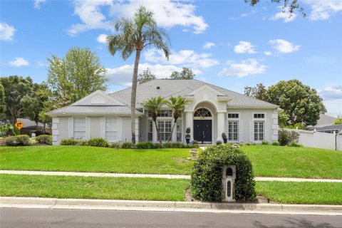 House in Apopka, Florida 4 bedrooms, 192.31 sq.m. № 1812652 - photo 16