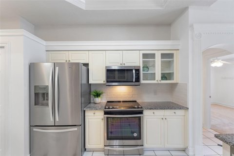 House in Apopka, Florida 4 bedrooms, 192.31 sq.m. № 1812652 - photo 7