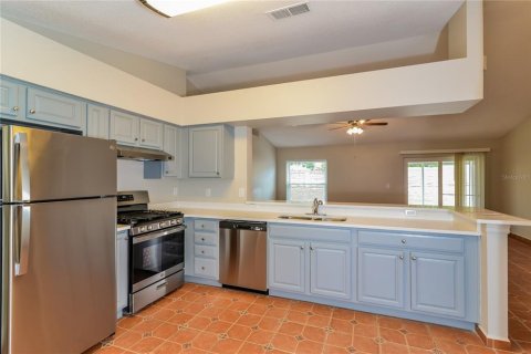 Casa en alquiler en Clermont, Florida, 3 dormitorios, 117.89 m2 № 1910297 - foto 6