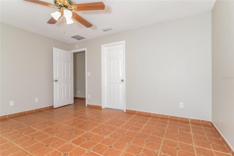 Casa en alquiler en Clermont, Florida, 3 dormitorios, 117.89 m2 № 1910297 - foto 9