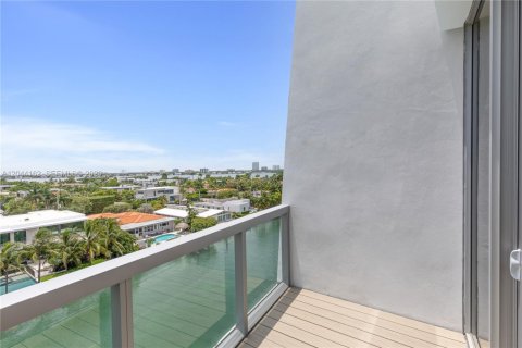 Condo in Bay Harbor Islands, Florida, 3 bedrooms № 2178320 - photo 4