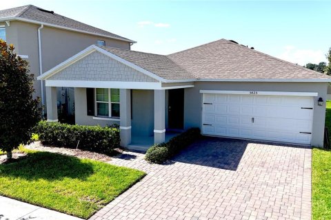 Villa ou maison à Apopka, Floride 4 chambres, 152.27 m2 № 2157734
