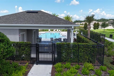 Villa ou maison à louer à Apopka, Floride: 4 chambres, 152.27 m2 № 2157734 - photo 25