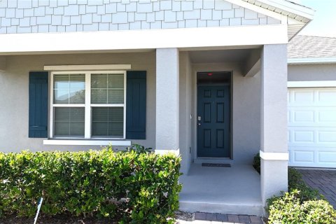 Villa ou maison à louer à Apopka, Floride: 4 chambres, 152.27 m2 № 2157734 - photo 2