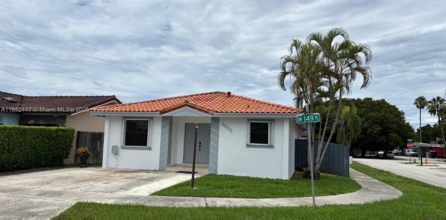 Casa en Miami, Florida 4 dormitorios, 150.87 m2 № 1858749