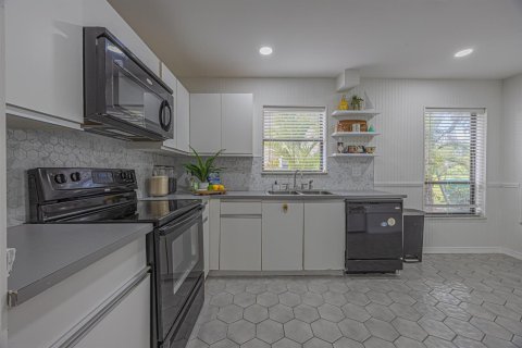 Adosado en venta en Lauderhill, Florida, 2 dormitorios, 173.17 m2 № 2084780 - foto 12