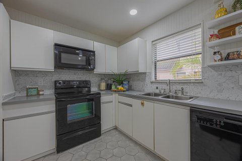 Adosado en venta en Lauderhill, Florida, 2 dormitorios, 173.17 m2 № 2084780 - foto 15