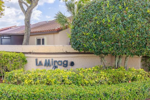 Adosado en venta en Lauderhill, Florida, 2 dormitorios, 173.17 m2 № 2084780 - foto 3