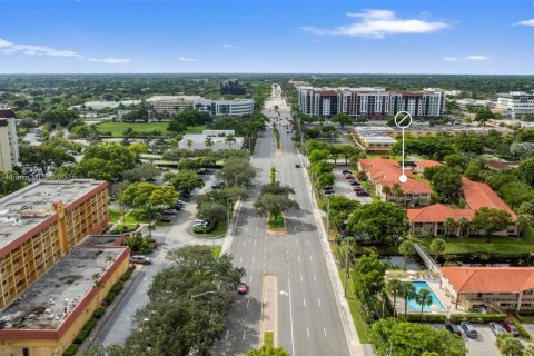 Condo in Coral Springs, Florida, 2 bedrooms  № 1948669 - photo 21